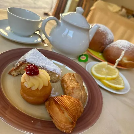 فندق Da Raffaele ايسكيا