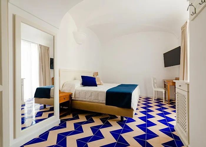 Da Raffaele Hotel 3*