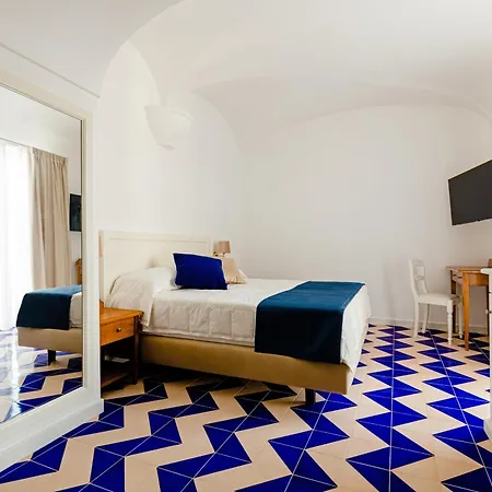 Da Raffaele Hotel 3*